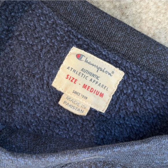 Champion Authentic Athletic Apparel Pullover Sweater Navy - Picture 2 of 2